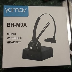 NIB☆ Wireless Headset